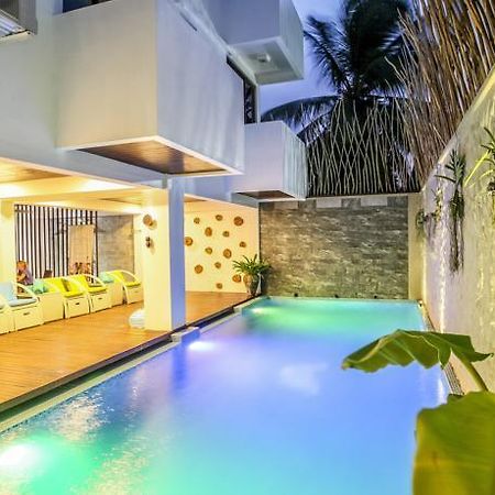 Aquzz Hotel & Spa - Maldives Maafushi Extérieur photo