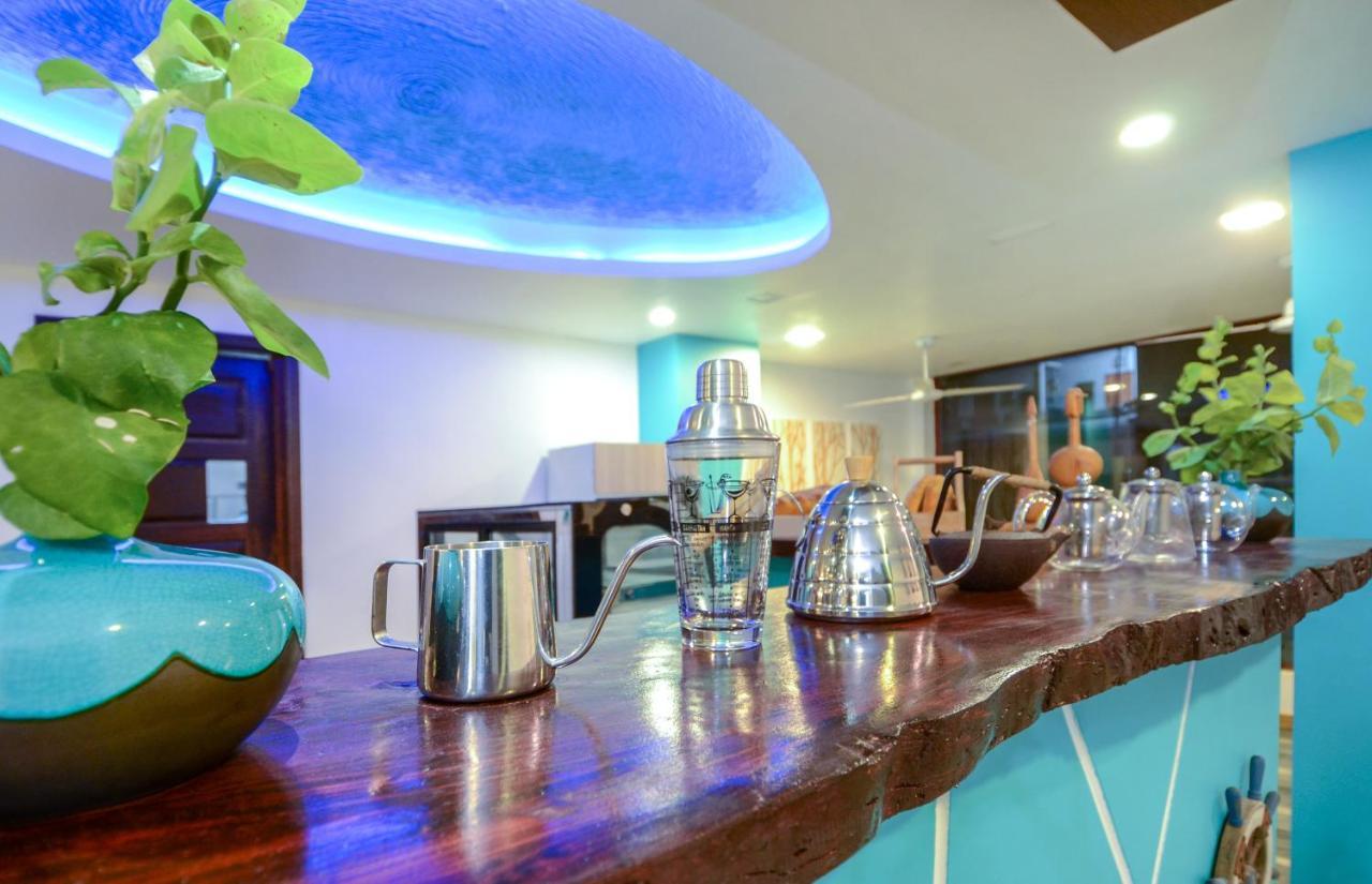 Aquzz Hotel & Spa - Maldives Maafushi Extérieur photo