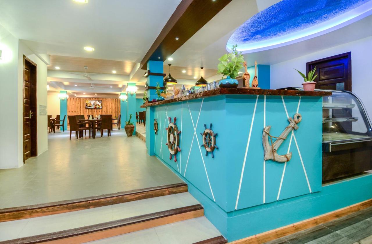 Aquzz Hotel & Spa - Maldives Maafushi Extérieur photo