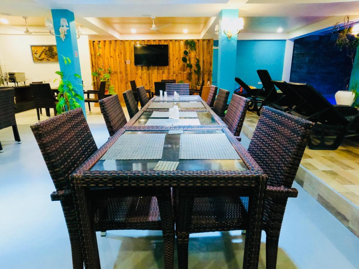 Aquzz Hotel & Spa - Maldives Maafushi Extérieur photo